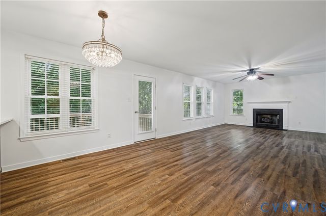 15724 Winding Ash Dr, Chesterfield, VA 23832