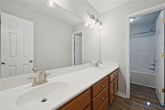 15724 Winding Ash Dr, Chesterfield, VA 23832