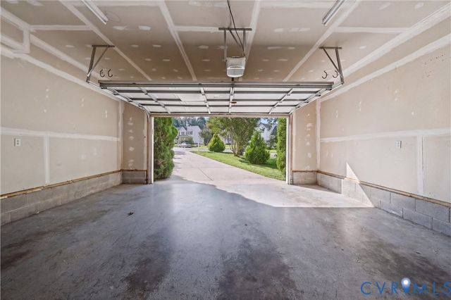 15724 Winding Ash Dr, Chesterfield, VA 23832