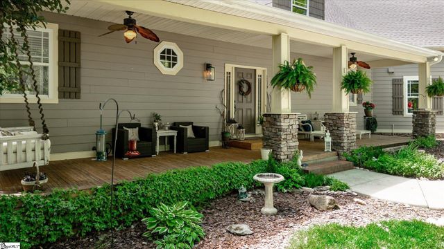 120 Hungate Drive, Travelers Rest, SC 29690