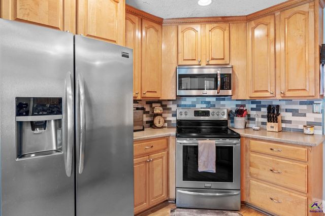 203 Lovorn Circle, Warner Robins, GA 31088