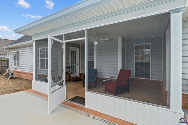 203 Lovorn Circle, Warner Robins, GA 31088