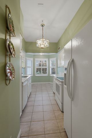 3818 West End Ave Apt 114, Nashville, TN 37205