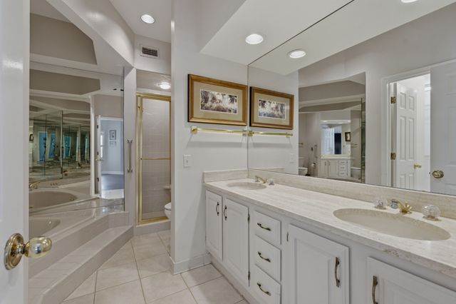 3818 West End Ave Apt 114, Nashville, TN 37205