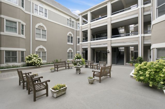 3818 West End Ave Apt 114, Nashville, TN 37205