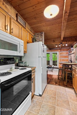 1737 Blue Ridge Road, Sevierville, TN 37876