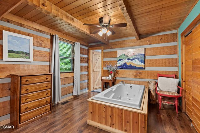 1737 Blue Ridge Road, Sevierville, TN 37876