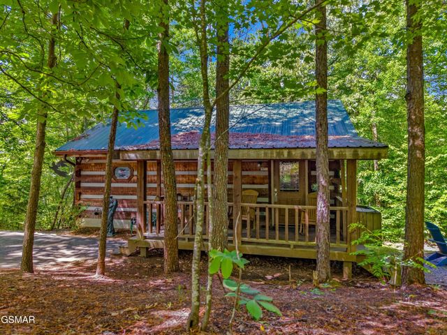 1737 Blue Ridge Road, Sevierville, TN 37876