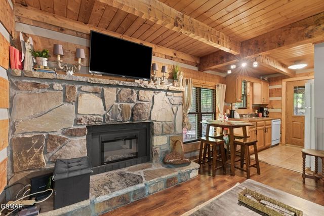 1737 Blue Ridge Road, Sevierville, TN 37876