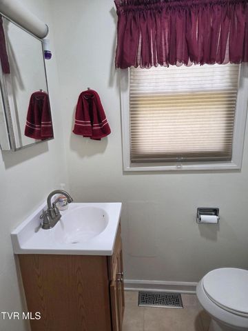 130 Unaka Subdivision Road, Elizabethton, TN 37643