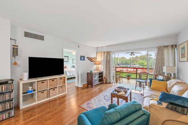 1319 E Hillsboro Boulevard 111, Deerfield Beach, FL 33441