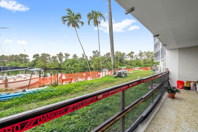 1319 E Hillsboro Boulevard 111, Deerfield Beach, FL 33441