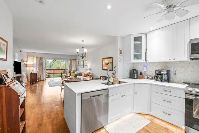 1319 E Hillsboro Boulevard 111, Deerfield Beach, FL 33441