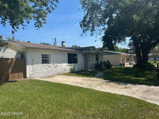 333 Linda Circle, South Daytona, FL 32119