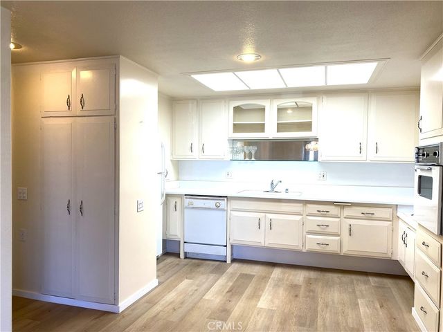 13500 SE Wentworth Ln., M5-121A, Seal Beach, CA 90740
