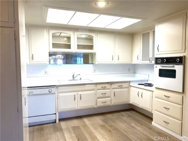 13500 SE Wentworth Ln., M5-121A, Seal Beach, CA 90740