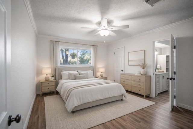 2411 Orange Street, Waller, TX 77484