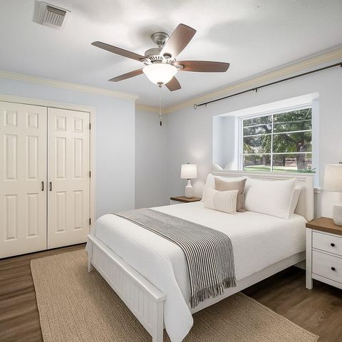 2411 Orange Street, Waller, TX 77484