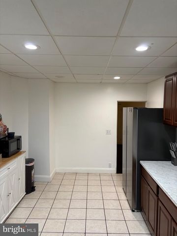 1517 N ELLAMONT ST, Baltimore, MD 21216