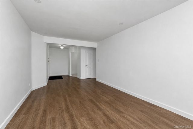 67-30 Clyde Street 7T, Forest Hills, NY 11375