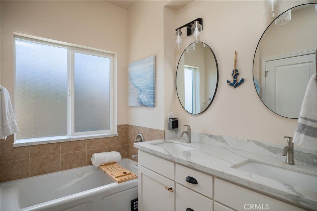 Image 18 of property listing at 773 Manhattan Avenue, Grover Beach, CA 93433