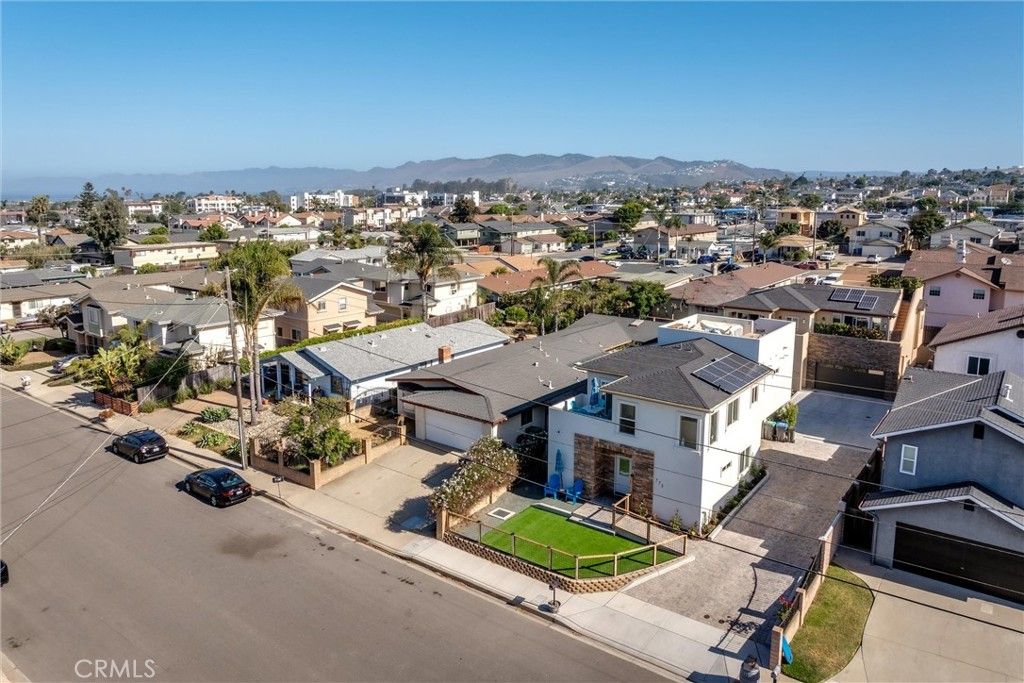 Image 3 of property listing at 773 Manhattan Avenue, Grover Beach, CA 93433
