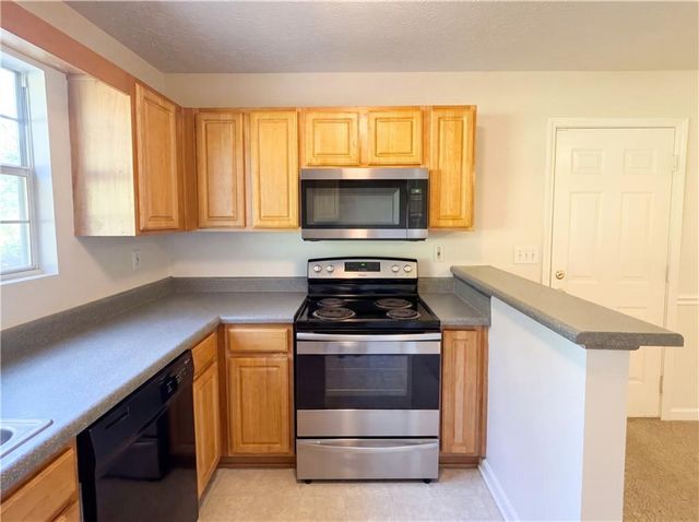 202 Bluff Court, Jackson, GA 30233