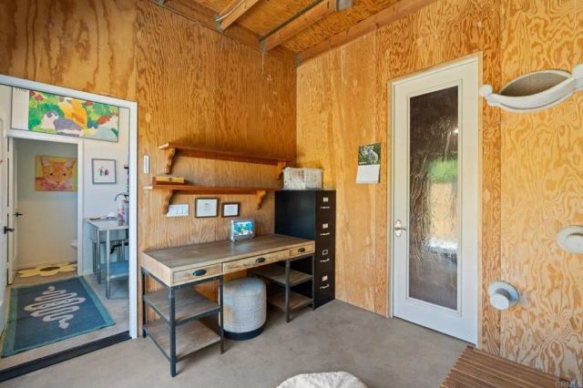 6937 KELLYN Lane, Vista, CA 92084