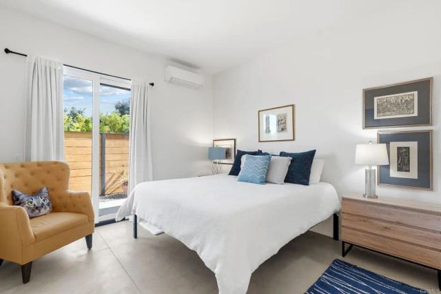 6937 KELLYN Lane, Vista, CA 92084