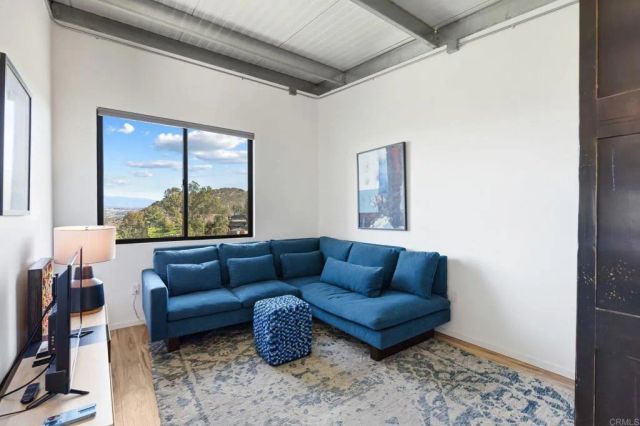 6937 KELLYN Lane, Vista, CA 92084