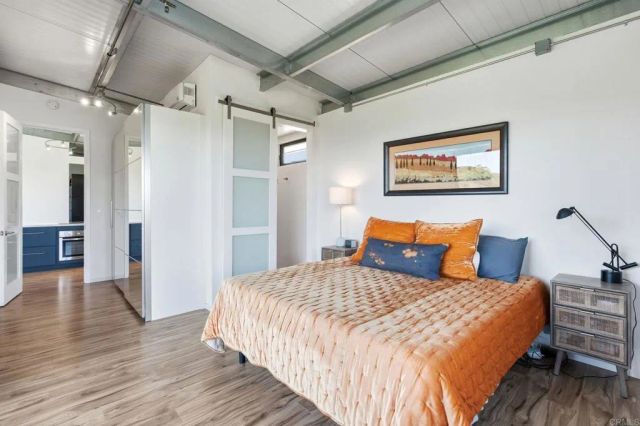 6937 KELLYN Lane, Vista, CA 92084