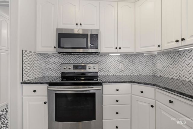 2024 Julie Lane, Twin Falls, ID 83301