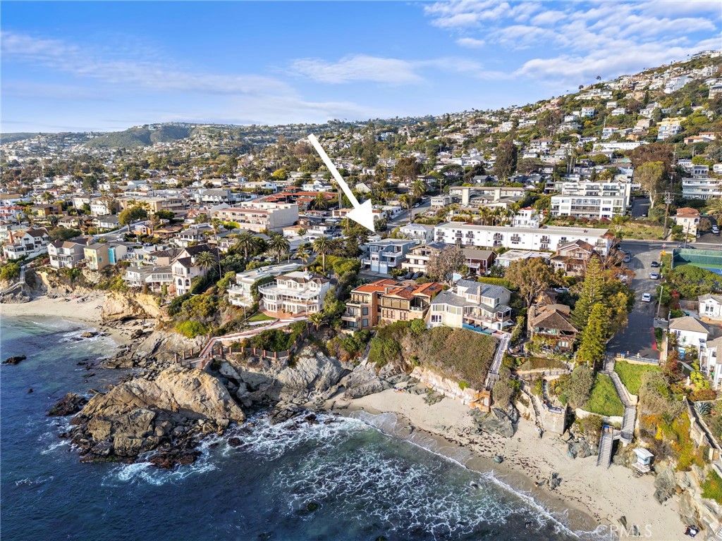 Image 1 of property listing at 2110 Ocean Way, Laguna Beach, CA 92651