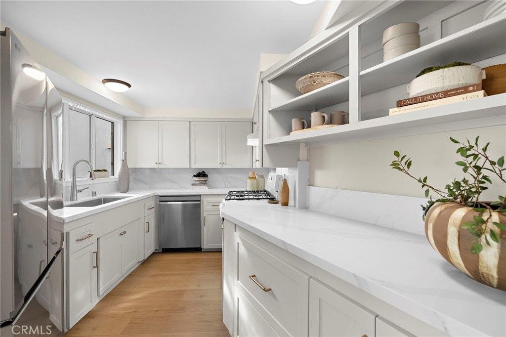 Image 13 of property listing at 2110 Ocean Way, Laguna Beach, CA 92651