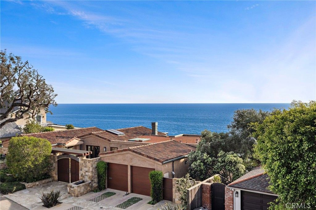 Image 22 of property listing at 2110 Ocean Way, Laguna Beach, CA 92651