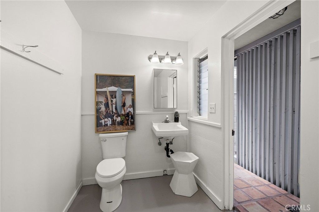 Image 54 of property listing at 2110 Ocean Way, Laguna Beach, CA 92651