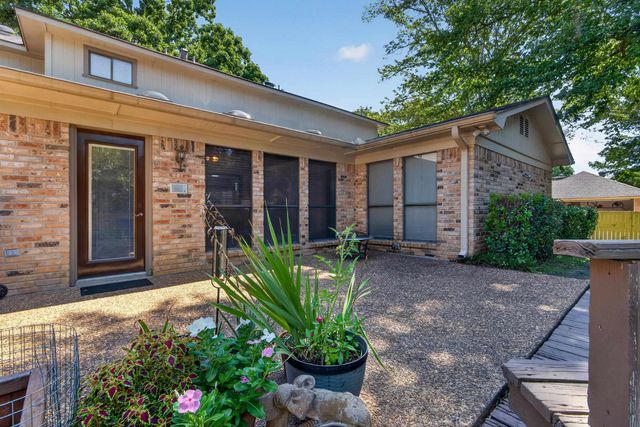 1116 Windsong Ln., Longview, TX 75604