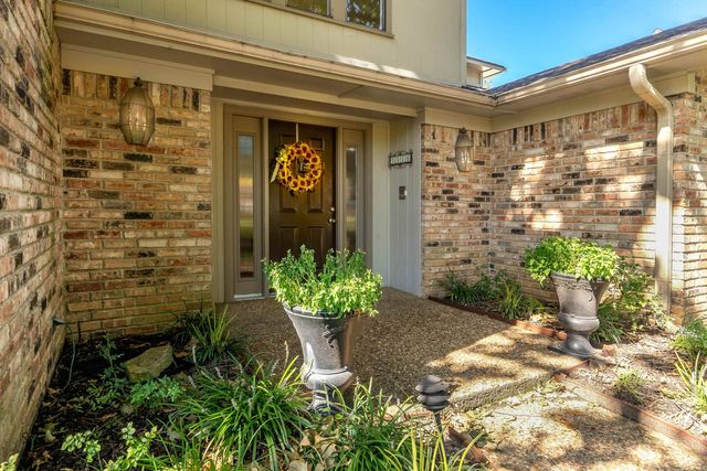 1116 Windsong Ln., Longview, TX 75604