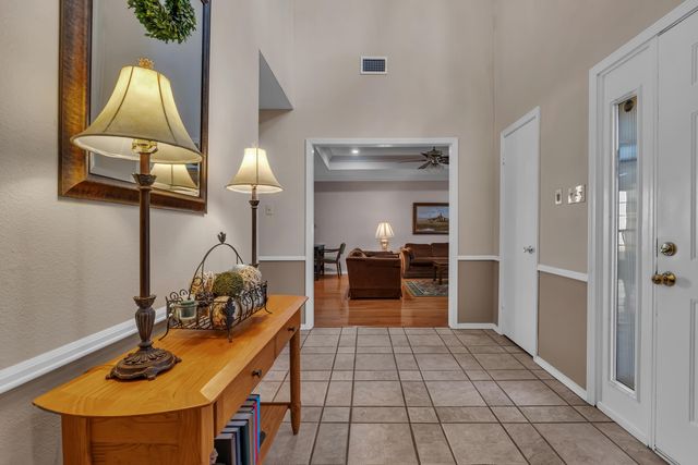 1116 Windsong Ln., Longview, TX 75604