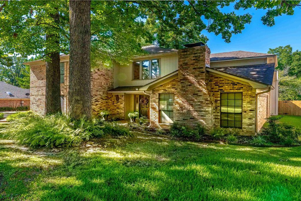 1116 Windsong Ln., Longview, TX 75604