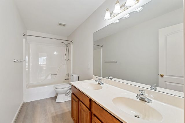 1926 Duke Court, Burlington, KY 41005