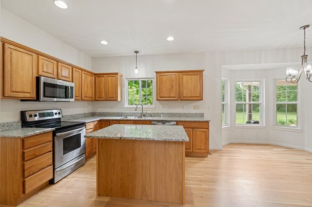 1926 Duke Court, Burlington, KY 41005