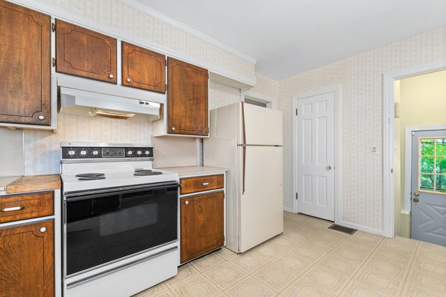 5715 Kalamazoo Avenue Se, City Of Kentwood, MI 49508