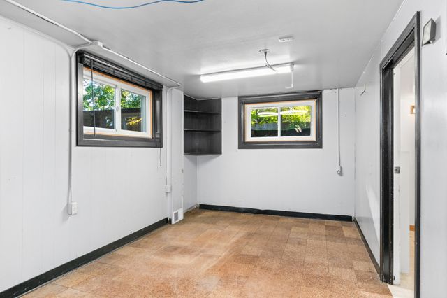 5715 Kalamazoo Avenue Se, City Of Kentwood, MI 49508