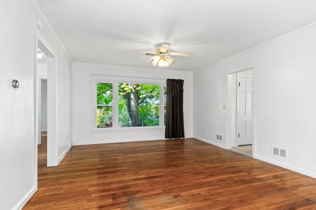 5715 Kalamazoo Avenue Se, City Of Kentwood, MI 49508