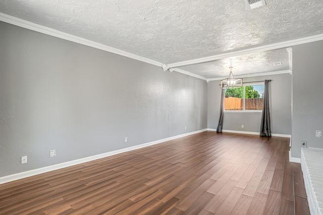 857 Los Altos Avenue, Clovis, CA 93612