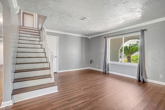 857 Los Altos Avenue, Clovis, CA 93612