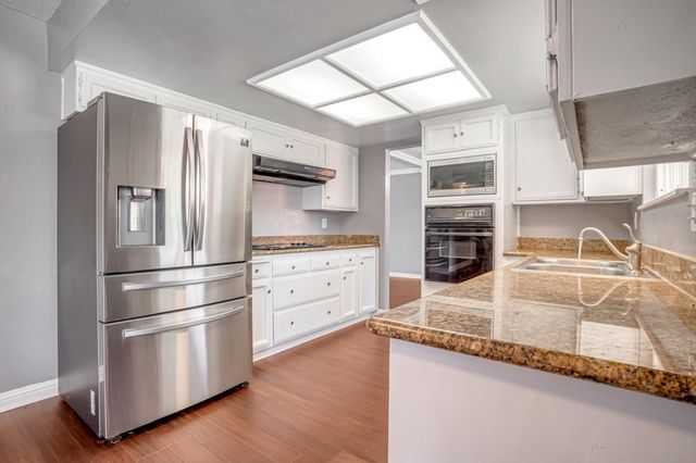 857 Los Altos Avenue, Clovis, CA 93612