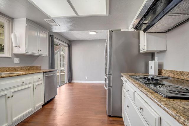 857 Los Altos Avenue, Clovis, CA 93612