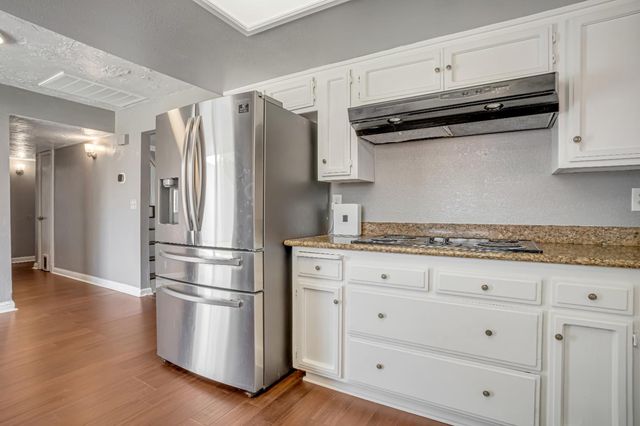 857 Los Altos Avenue, Clovis, CA 93612